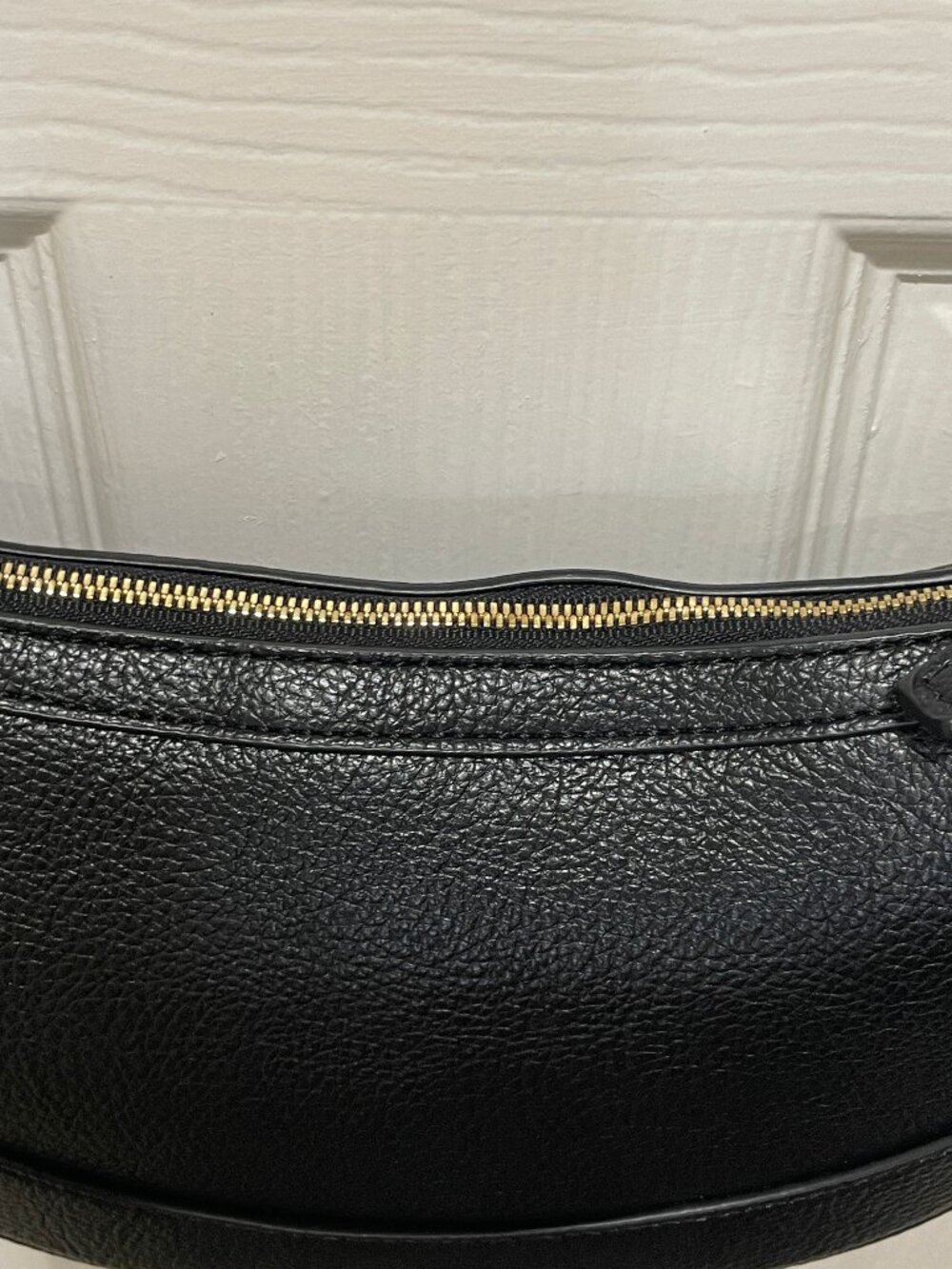 MANGO Oval Shoulder Bag - Picture 3 of 3